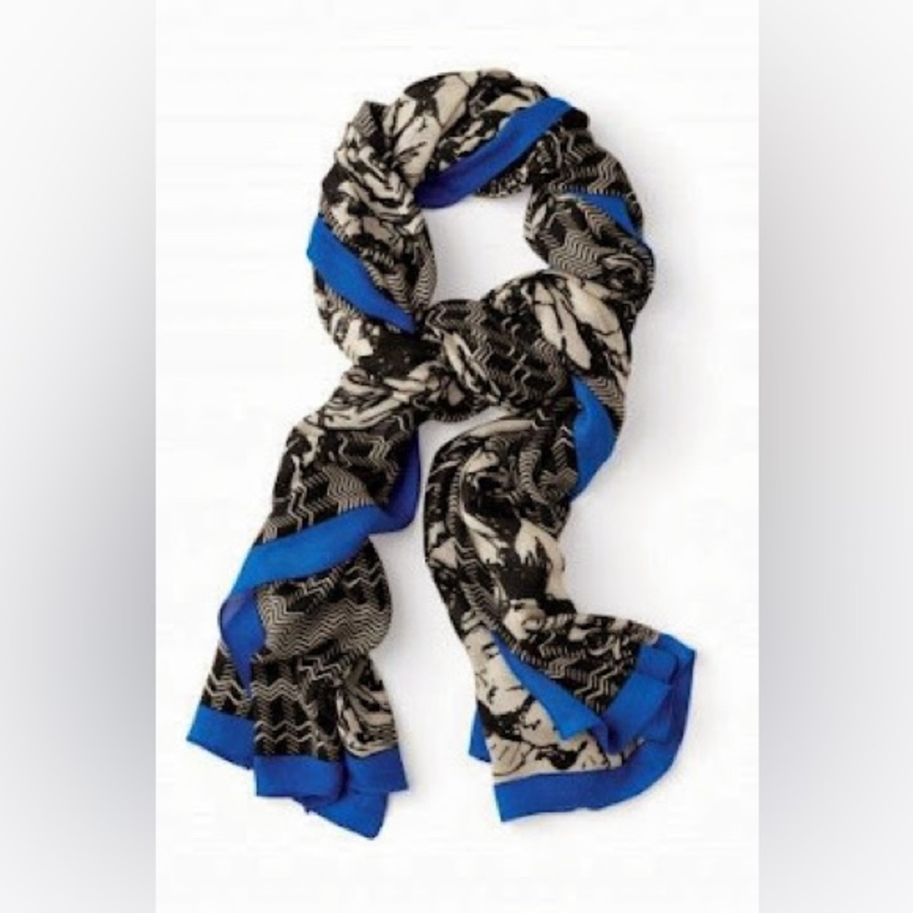 New Stella & Dot Floral Blue/ Black “Union Square” Blanket Scarf/Wrap w/dust bag